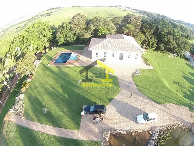 Sítio com 32000m² 3 quartos e 4 banheiros, à venda, no bairro Jardim Nossa Senhora das Graças em Itatiba