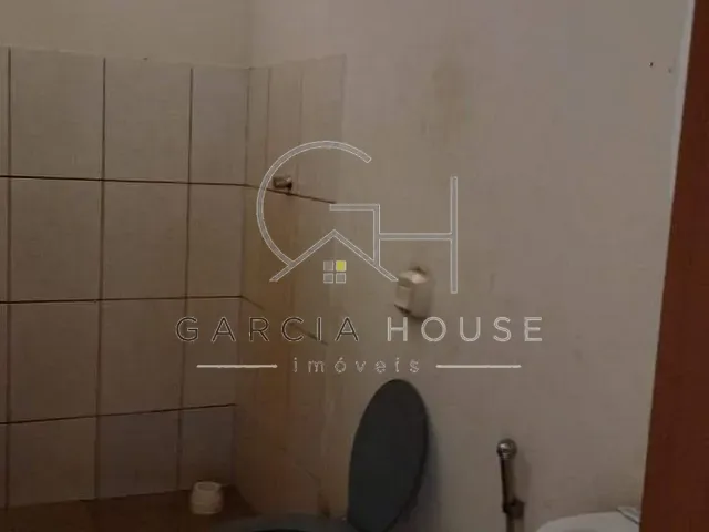Sítio com 24200m² 1 quarto e 2 banheiros, à venda, no bairro Zona Rural em Cajuru