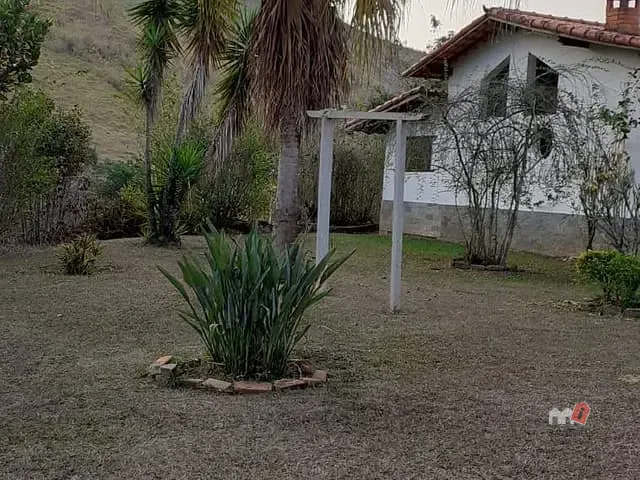 Sítio com 32000m² 3 quartos e 2 banheiros, à venda ou para alugar, no bairro Bemposta em Três Rios