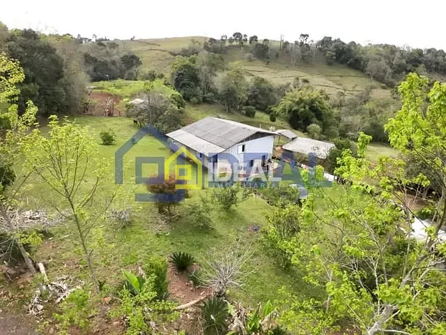 Sítio com 145383m² 3 quartos e 1 banheiro, à venda, no bairro Área Rural de Concórdia em Concórdia