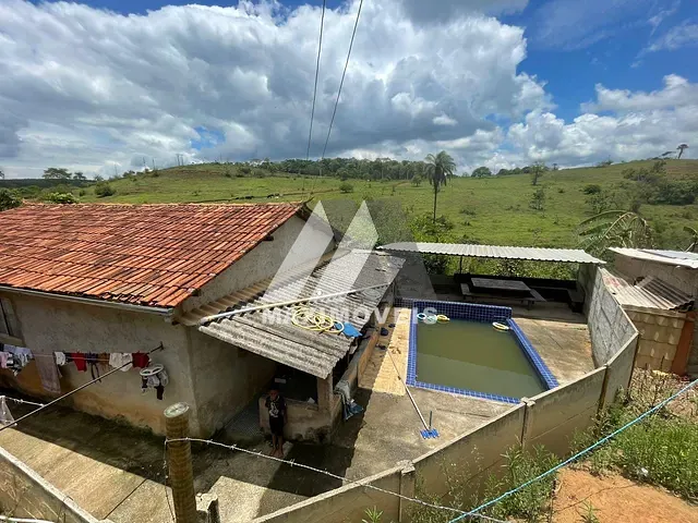 Sítio com 907m² 3 quartos e 1 banheiro, à venda, no bairro Zona Rural em Santa Bárbara