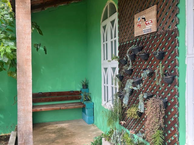 Chácara com 1800m² 3 quartos e 2 banheiros, à venda, no bairro Bacaetava em Araçoiaba da Serra