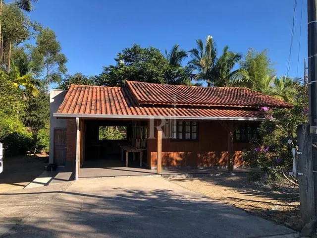 Sítio com 600m² 2 quartos e 2 banheiros, à venda, no bairro Timbe em Tijucas
