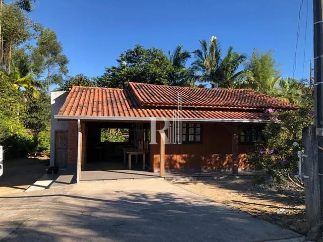 Sítio com 600m² 2 quartos e 2 banheiros, à venda, no bairro Timbe em Tijucas