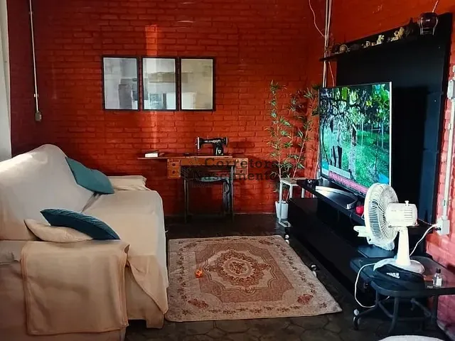 Sítio com 2400m² 3 quartos e 1 banheiro, à venda, no bairro Paratei em Guararema