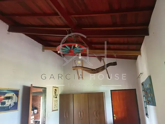Sítio com 36300m² 3 quartos e 2 banheiros, à venda, no bairro Zona Rural em Arceburgo