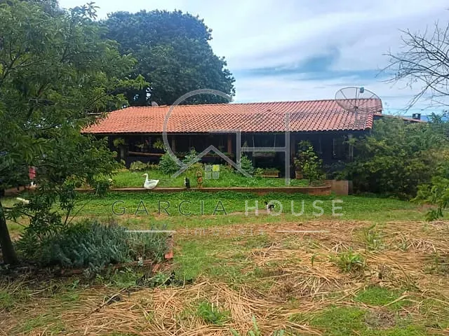 Sítio com 36300m² 3 quartos e 2 banheiros, à venda, no bairro Zona Rural em Arceburgo
