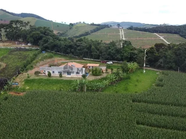 Sítio com 49018m², à venda, no bairro Zona Rural em Maria da Fé