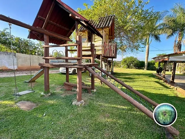 Chácara com 1650m² 5 quartos e 4 banheiros, à venda, no bairro Jd. Ipê em Salto de Pirapora