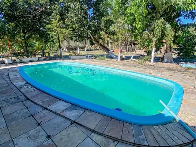 Sítio 3 quartos e 2 banheiros, à venda, no bairro Tabajaras em Teresina