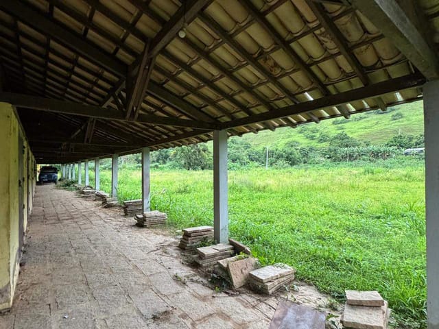 Sítio com 7500m², à venda, no bairro Pedro do Rio em Petrópolis