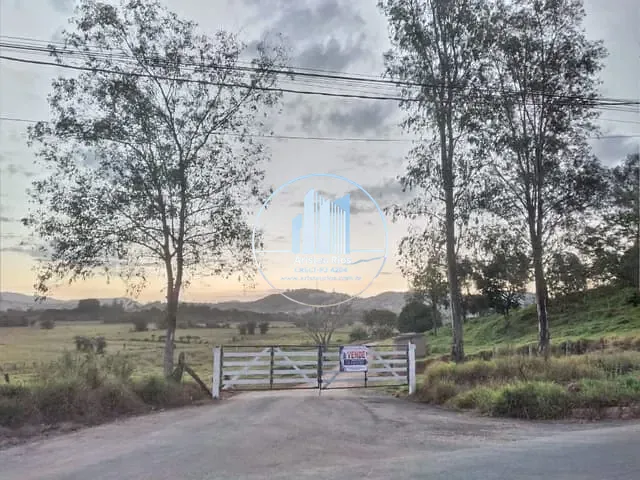 Sítio com 242000m² 4 quartos e 3 banheiros, à venda, no bairro Belo Horizonte em Pouso Alegre