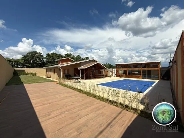 Sítio com 24000m² 2 quartos e 4 banheiros, à venda, no bairro Jardim Primavera em Salto de Pirapora