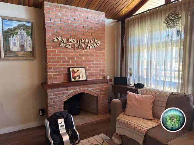 Sítio com 24000m² 2 quartos e 4 banheiros, à venda, no bairro Jardim Primavera em Salto de Pirapora