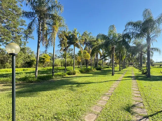 Sítio com 48400m² 11 quartos e 4 banheiros, à venda, no bairro Santa Adelaide em Tatuí