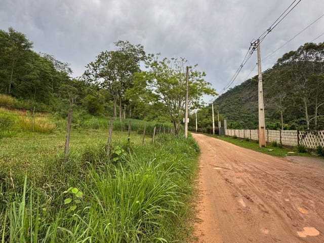 Sítio com 90000m², à venda, no bairro Areal em Petrópolis