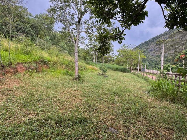 Sítio com 90000m², à venda, no bairro Areal em Petrópolis