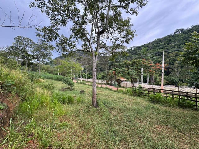 Sítio com 90000m², à venda, no bairro Areal em Petrópolis