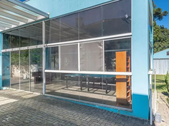 Sítio com 2414m² 2 quartos e 3 banheiros, à venda, no bairro Eucaliptos em Fazenda Rio Grande