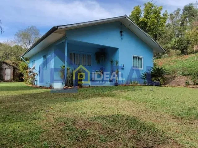 Sítio com 7464m² 3 quartos e 2 banheiros, à venda, no bairro Fragosos em Concórdia