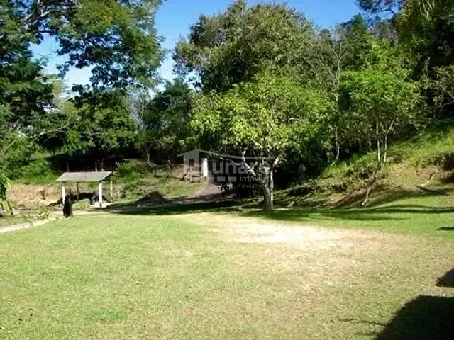 Sítio com 224000m² 8 quartos e 10 banheiros, à venda, no bairro Fazenda Tamburi em Amparo