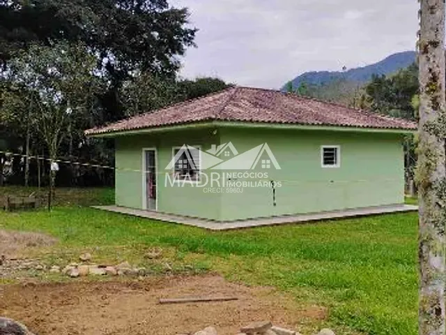 Sítio com 80000m² 2 quartos e 1 banheiro, à venda, no bairro Garcia  em Angelina