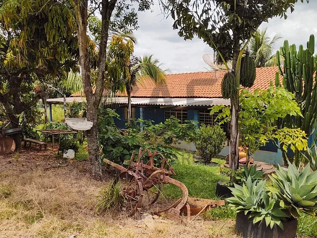 Sítio com 108900m² 3 quartos e 3 banheiros, à venda, no bairro Área Rural em Mogi Mirim