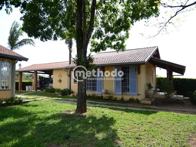 Sítio com 500m² 9 quartos e 6 banheiros, à venda, no bairro Chácara São José em Jaguariúna