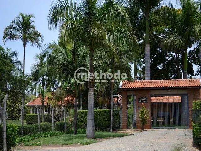 Sítio com 500m² 9 quartos e 6 banheiros, à venda, no bairro Chácara São José em Jaguariúna