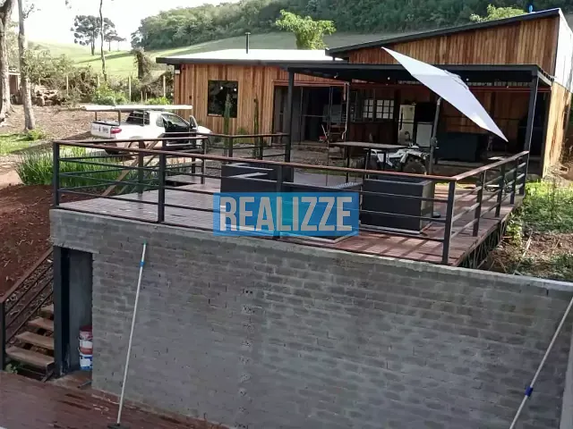 Sítio com 1050m² 1 quarto e 2 banheiros, à venda, no bairro Gramadinho em Marau