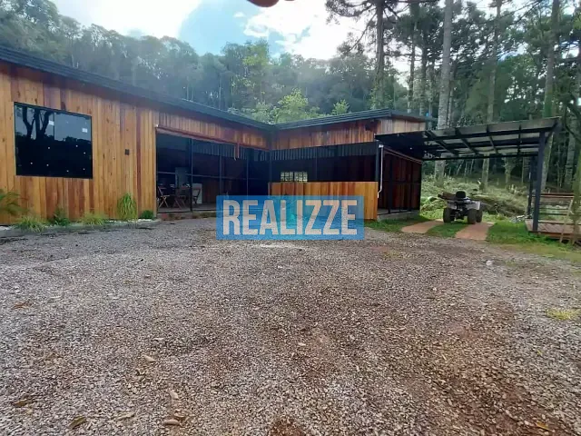 Sítio com 1050m² 1 quarto e 2 banheiros, à venda, no bairro Gramadinho em Marau