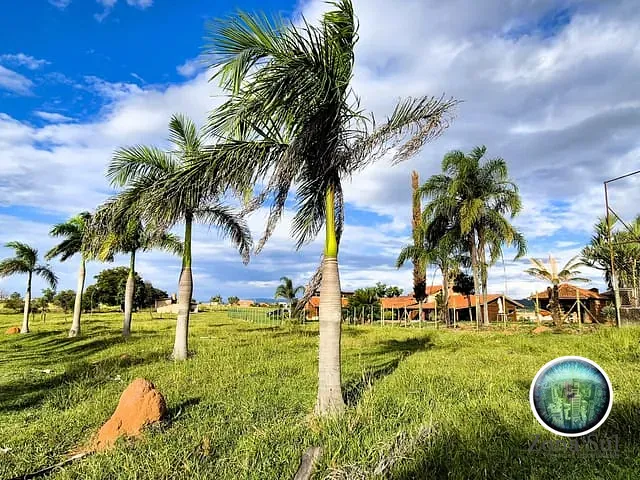 Sítio com 78000m² 5 quartos e 7 banheiros, à venda, no bairro Capoavinha em Salto de Pirapora