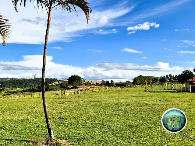 Sítio com 78000m² 5 quartos e 7 banheiros, à venda, no bairro Capoavinha em Salto de Pirapora