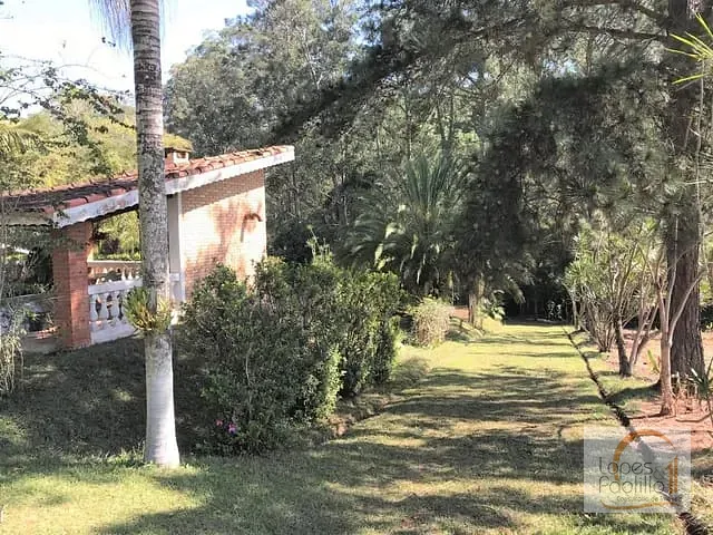 Sítio com 48400m² 5 quartos e 4 banheiros, à venda, no bairro Ponte Alta em Atibaia