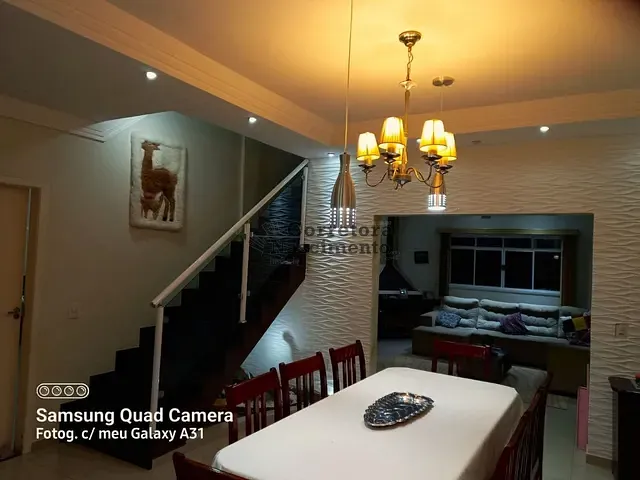 Sítio com 3300m² 3 quartos e 8 banheiros, à venda, no bairro Condomínio Lagoinha em Jacareí
