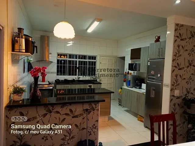 Sítio com 3300m² 3 quartos e 8 banheiros, à venda, no bairro Condomínio Lagoinha em Jacareí