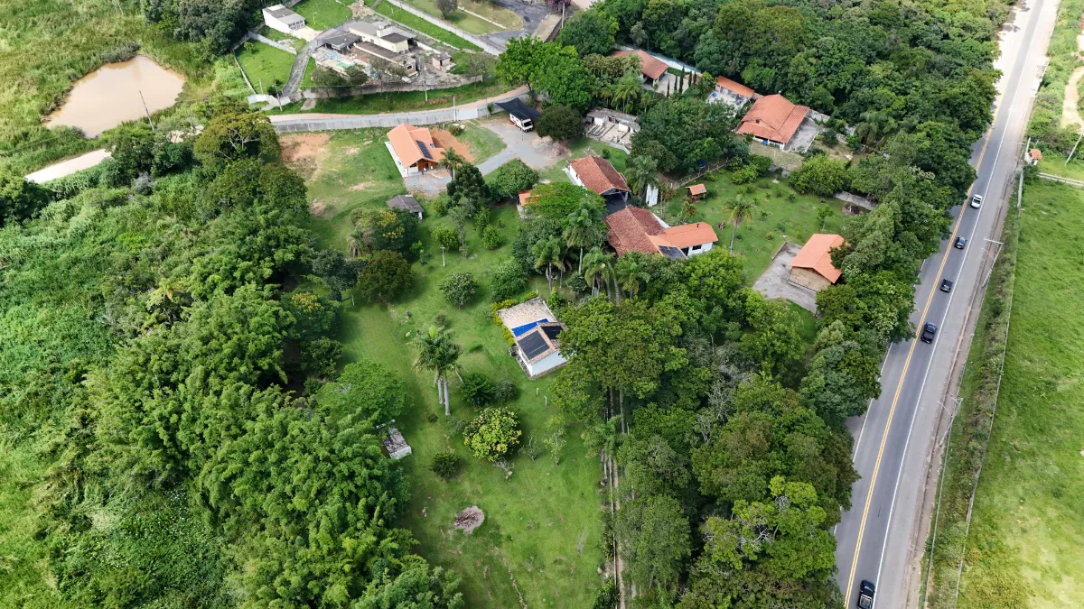 Casa rural para venda em Jardim Conceição, 298m²