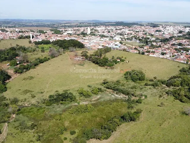 Sítio com 185130m², à venda, no bairro Área Rural de Santo Antônio de Posse em Santo Antônio de Posse