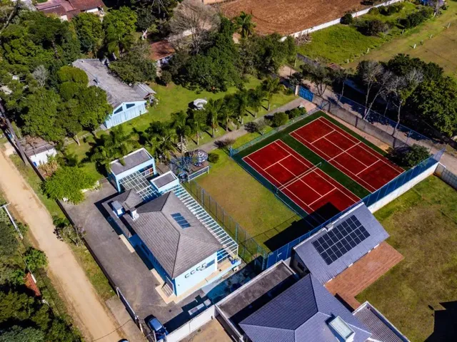 Sítio com 4847m² 4 quartos e 5 banheiros, à venda, no bairro Eucaliptos em Fazenda Rio Grande