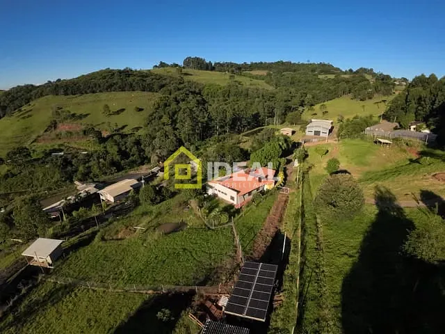 Sítio com 7000m² 3 quartos e 4 banheiros, à venda, no bairro Área Rural de Concórdia em Concórdia