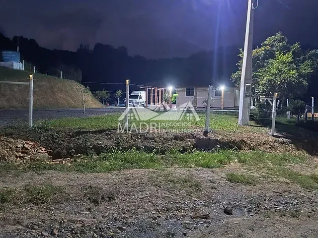 Sítio com 30000m² 3 quartos e 1 banheiro, à venda, no bairro Alfredo Wagner em Alfredo Wagner