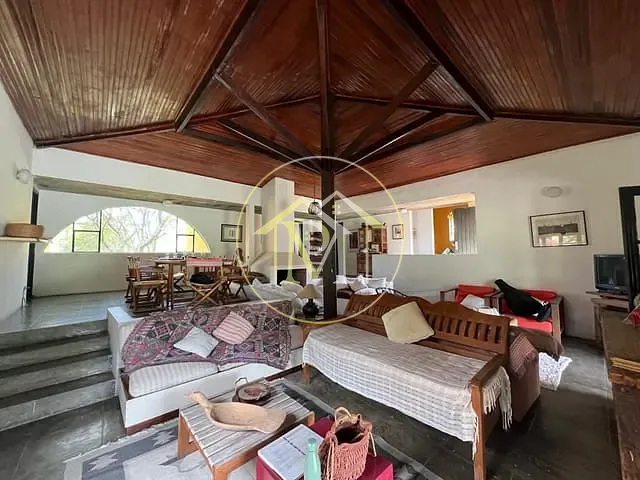 Sítio com 34155m² 4 quartos e 5 banheiros, à venda, no bairro Jardim Josane em Sorocaba