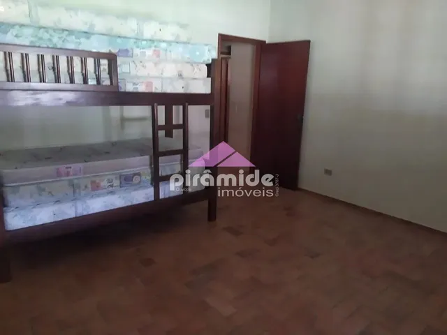 Sítio com 30000m² 3 quartos e 5 banheiros, à venda, no bairro Capim Dangola em Paraibuna