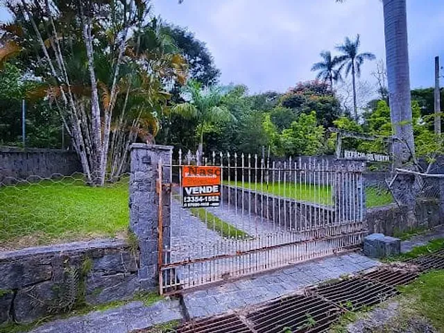 Sítio com 3345m² 3 quartos e 2 banheiros, à venda, no bairro Condomínio Lagoinha em Jacareí