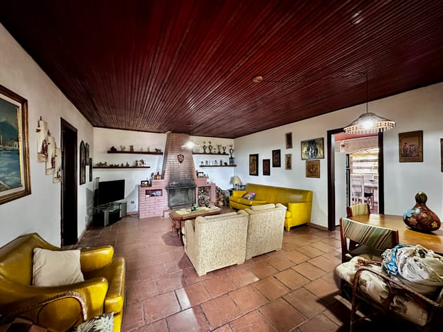 Foto do Sítio - Casa rural para venda em Chácara Tropical (Caucaia do Alto), 370m² | Lares e Andares Imóveis