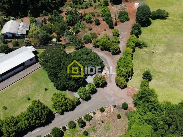 Sítio com 30000m² 2 quartos e 3 banheiros, à venda, no bairro Área Rural de Concórdia em Concórdia