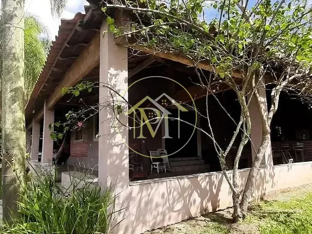 Sítio com 72600m² 5 quartos e 3 banheiros, à venda, no bairro Centro em Itapetininga