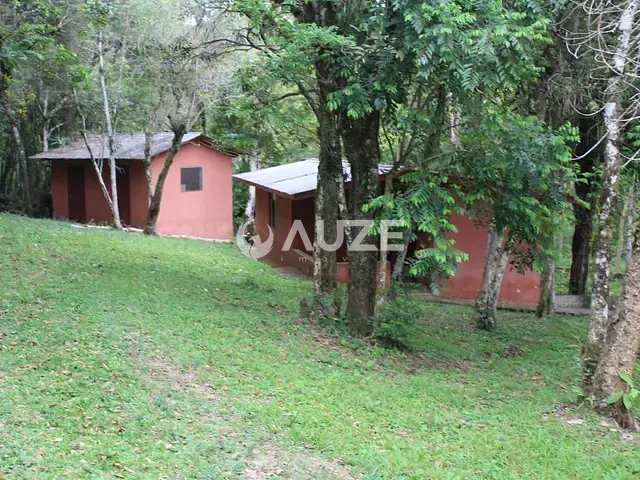 Sítio à venda, no bairro Campo Magro em Campo Magro