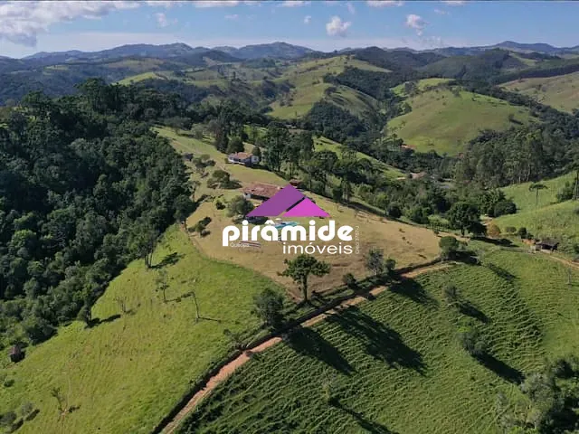 Sítio com 290000m² 4 quartos e 5 banheiros, à venda, no bairro Borda Do Campo em Cunha