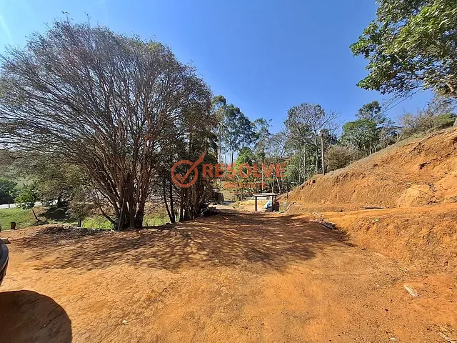 Sítio com 35000m² 2 quartos e 1 banheiro, à venda, no bairro Freguesia da Escada em Guararema